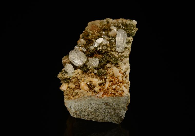 APATITE with CLINOZOISITE